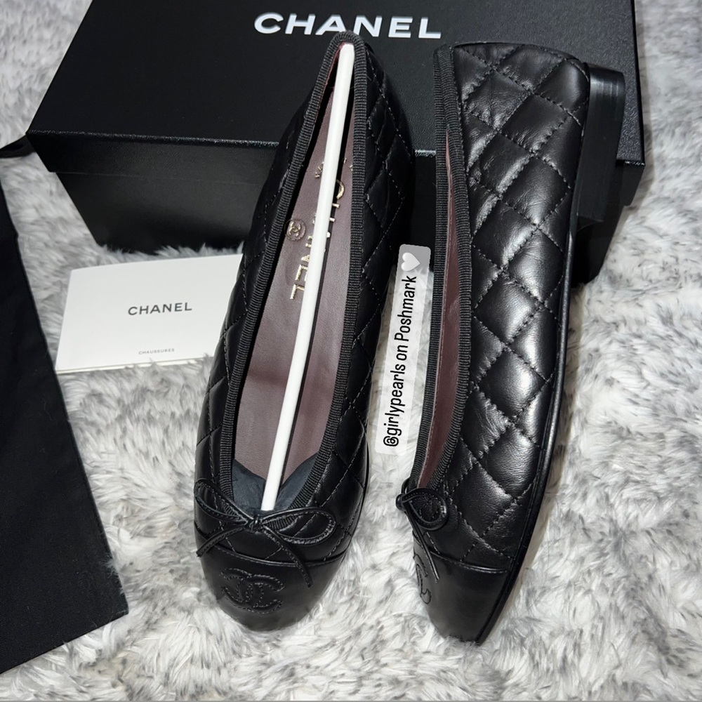 Chanel Ballerinas Quilt Aged Calfskin - Picture 11 of 17
